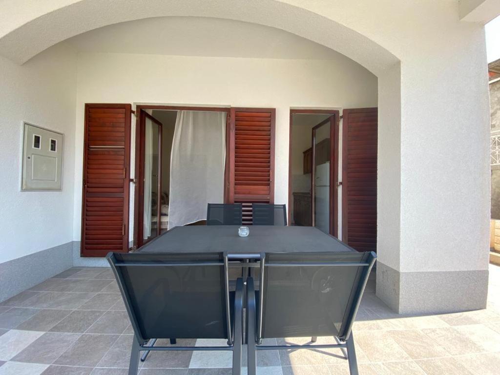 Apartmani Anita Zaboric Exterior foto