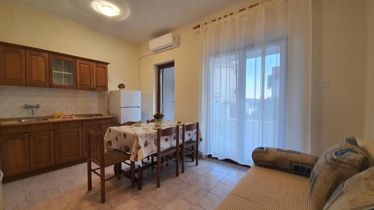 Apartmani Anita Zaboric Exterior foto