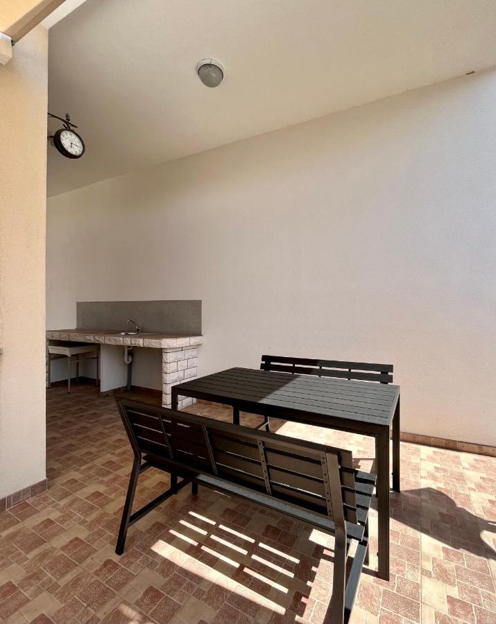 Apartmani Anita Zaboric Exterior foto